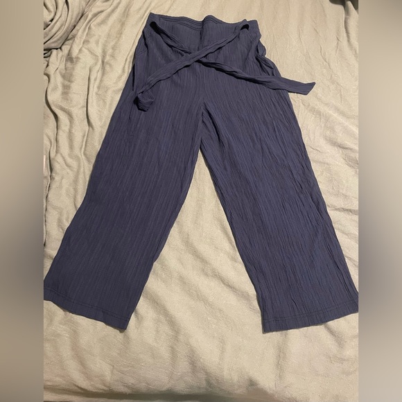 SoHO Medium Wide Leg Navy Pants - Picture 6 of 9